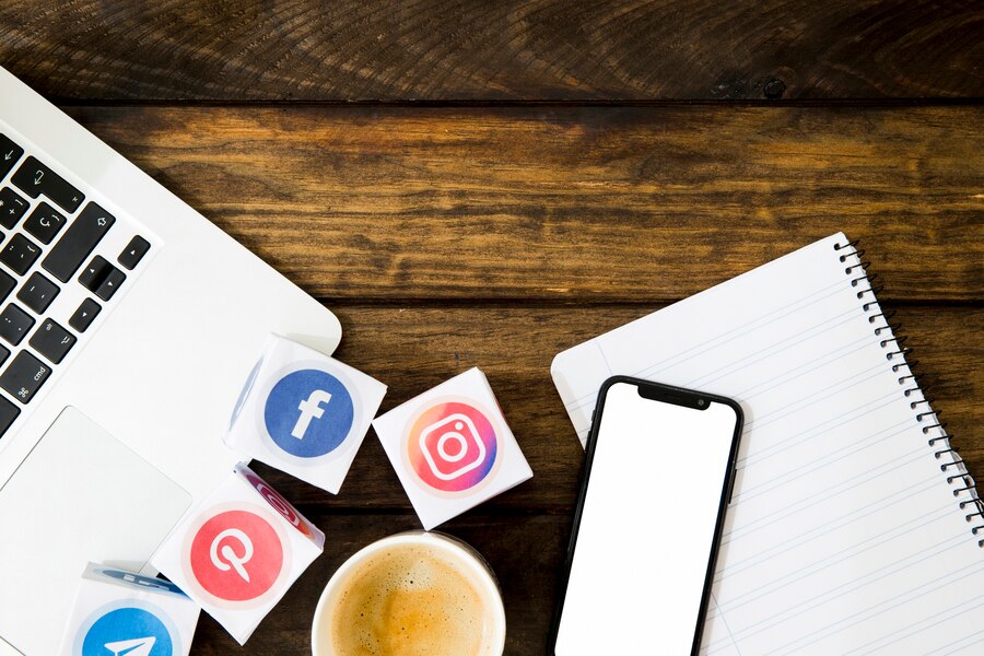Mastering Social Media Management: A Comprehensive Guide to Building Your Brand Online